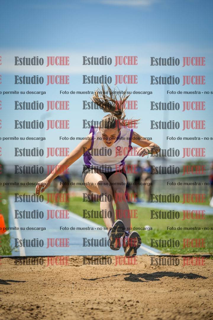 Fotos del salto triple de varones y mujeres - todas las tablas