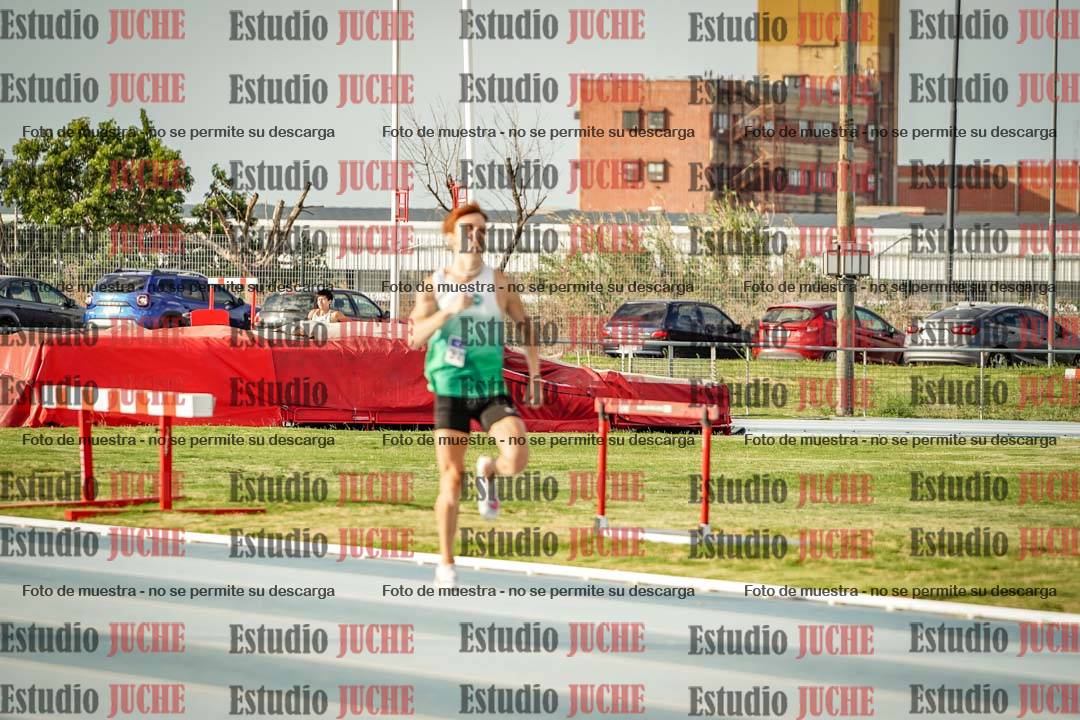 Fotos de los 800 m llanos de varones