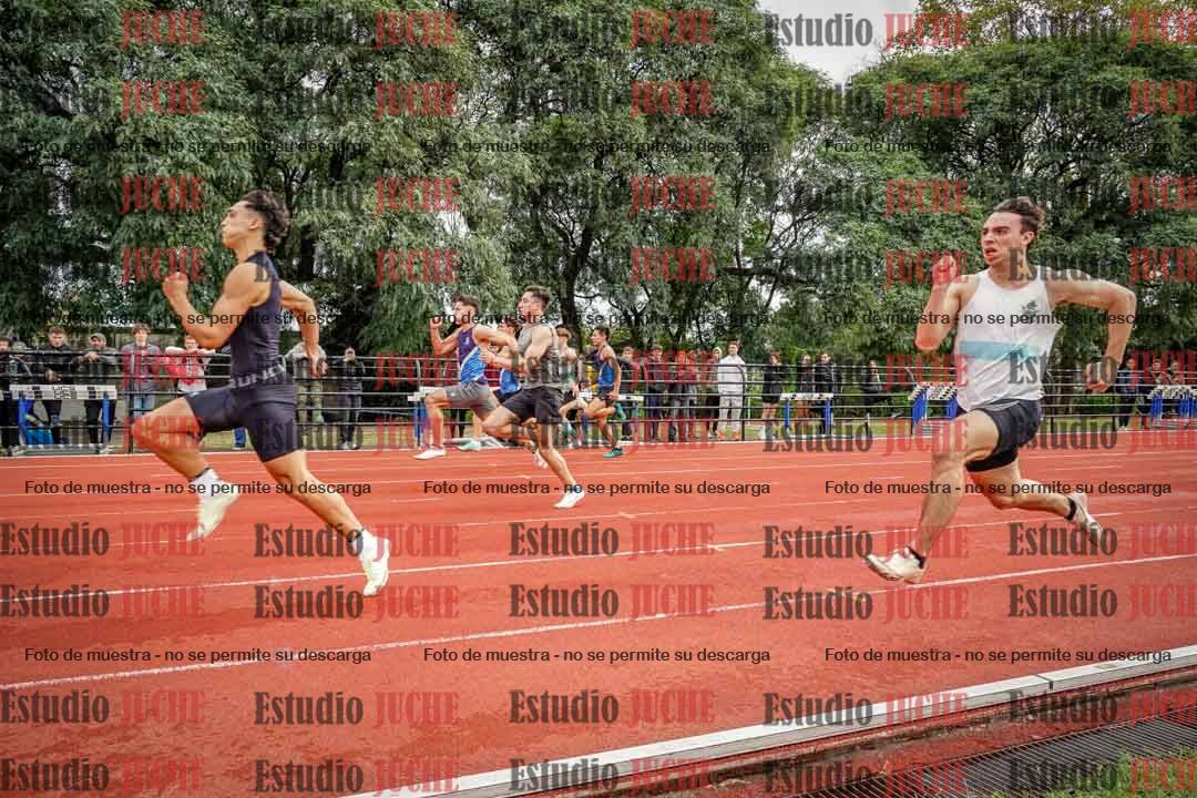 Fotos de los 100 m llanos de varones