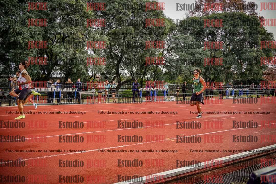 Fotos de los 100 m llanos de varones