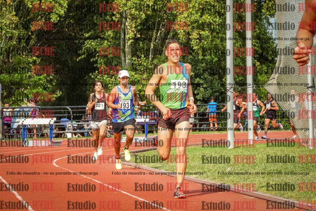 Fotos de los 3000 m llanos de varones