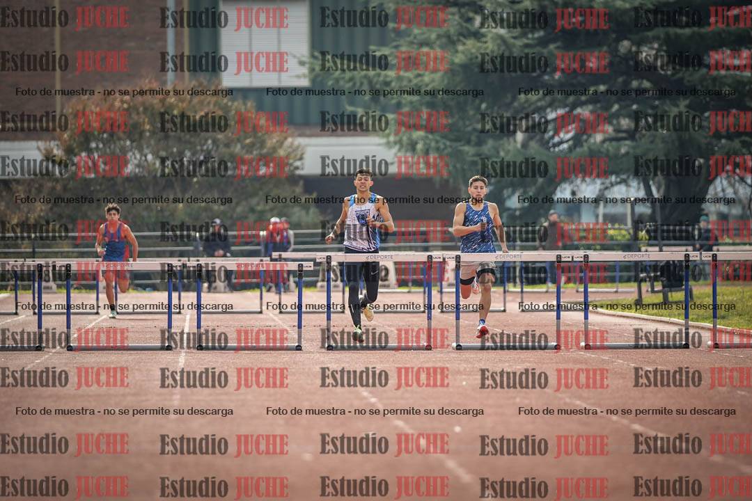 Fotos de los 400 m con vallas de varones