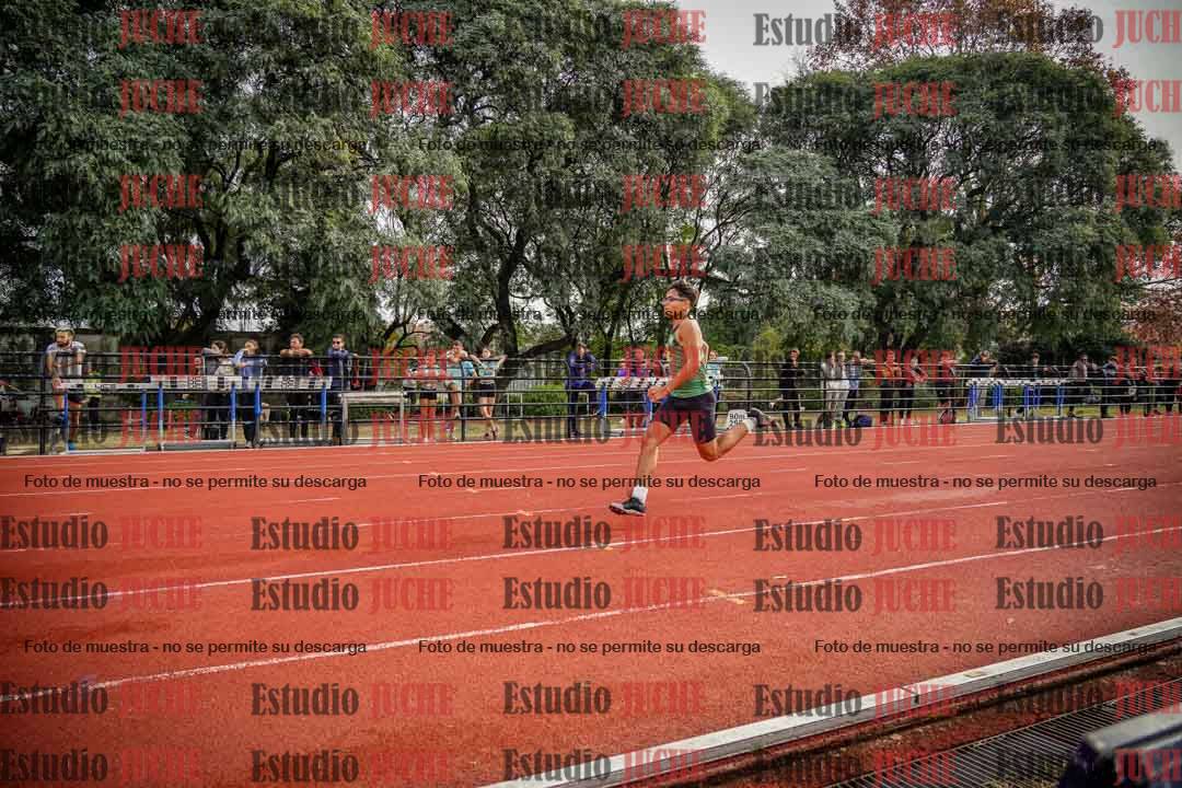 Fotos de los 100 m llanos de varones