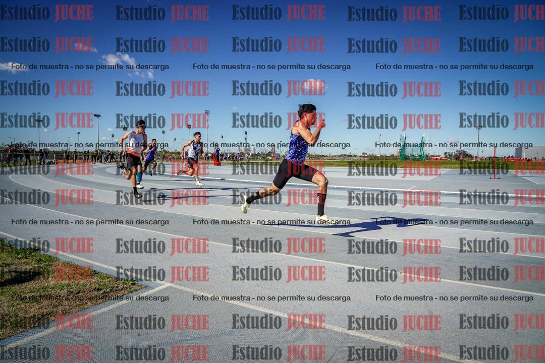 Fotos de los 200 m llanos de varones
