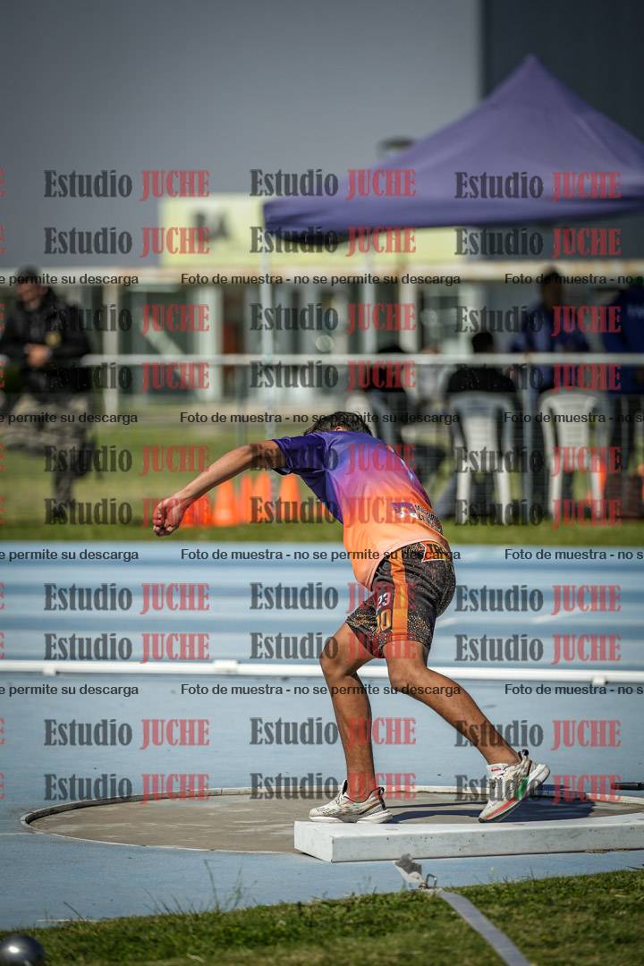 Fotos del lanzamiento de bala de varones