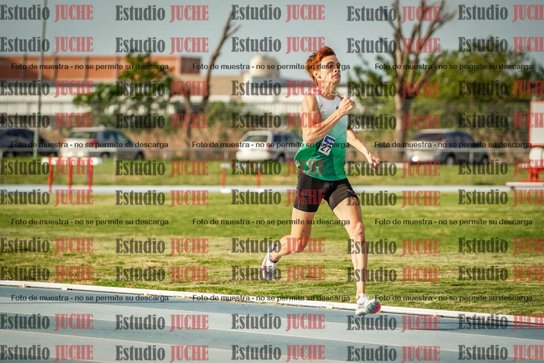 Fotos de los 800 m llanos de varones