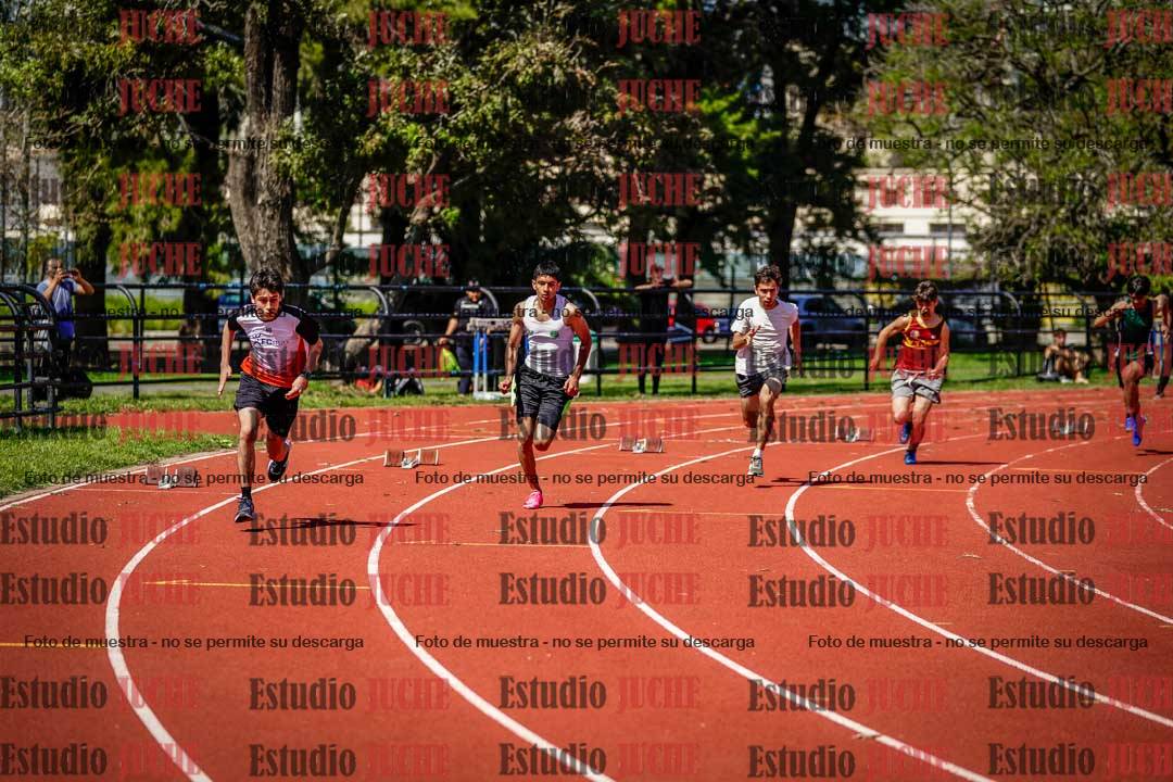 Fotos de los 200 m llanos de varones
