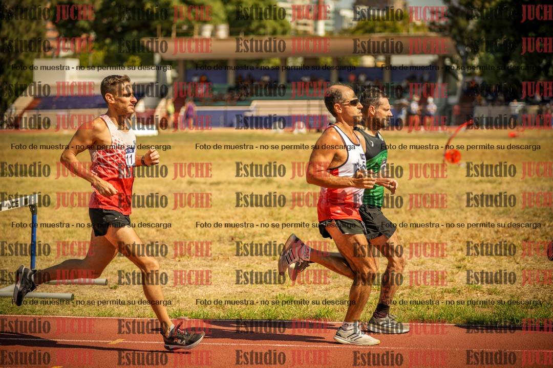 Fotos de los 3000 m llanos de varones