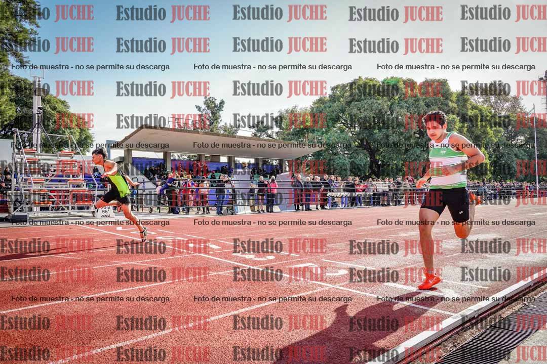 Fotos de los 100 m llanos de varones