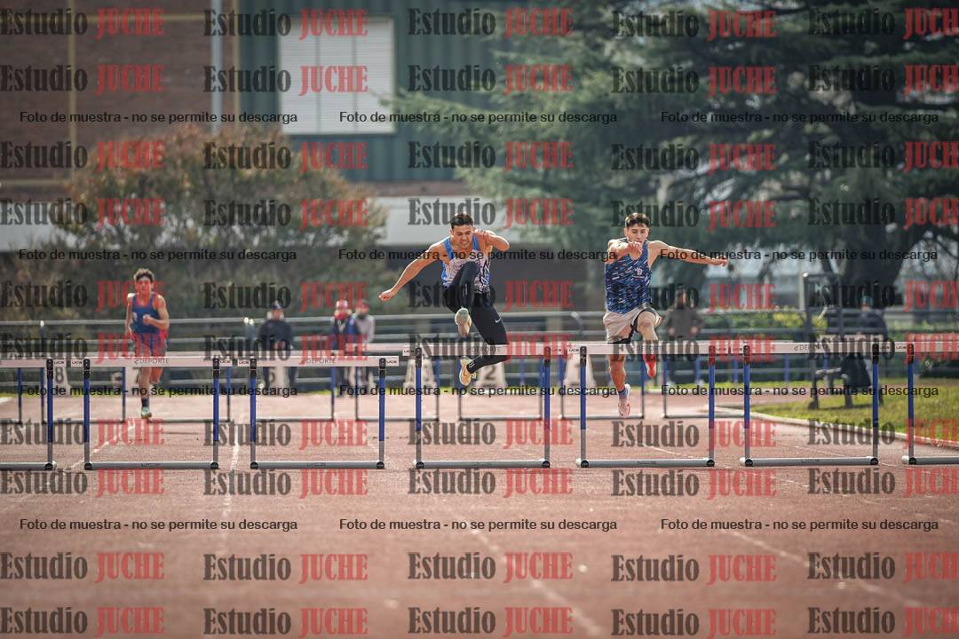 Fotos de los 400 m con vallas de varones