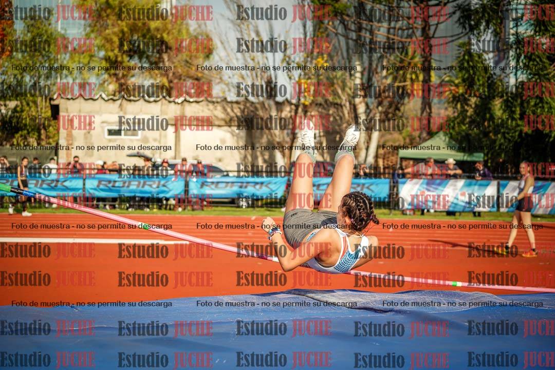Fotos del salto en alto de mujeres