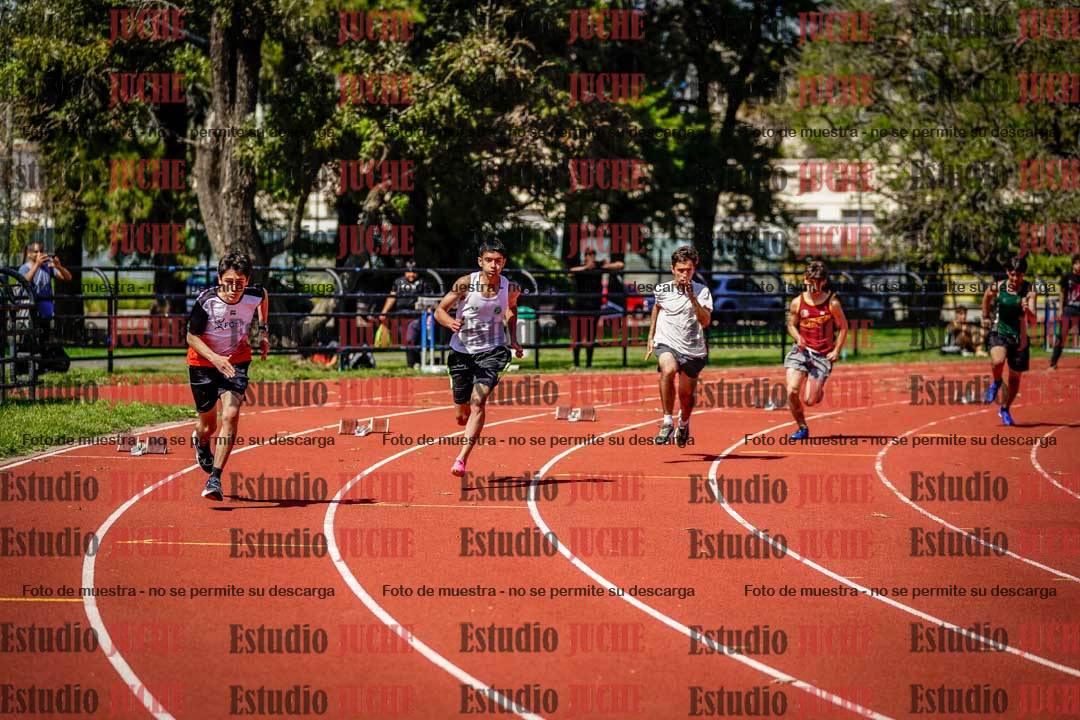 Fotos de los 200 m llanos de varones