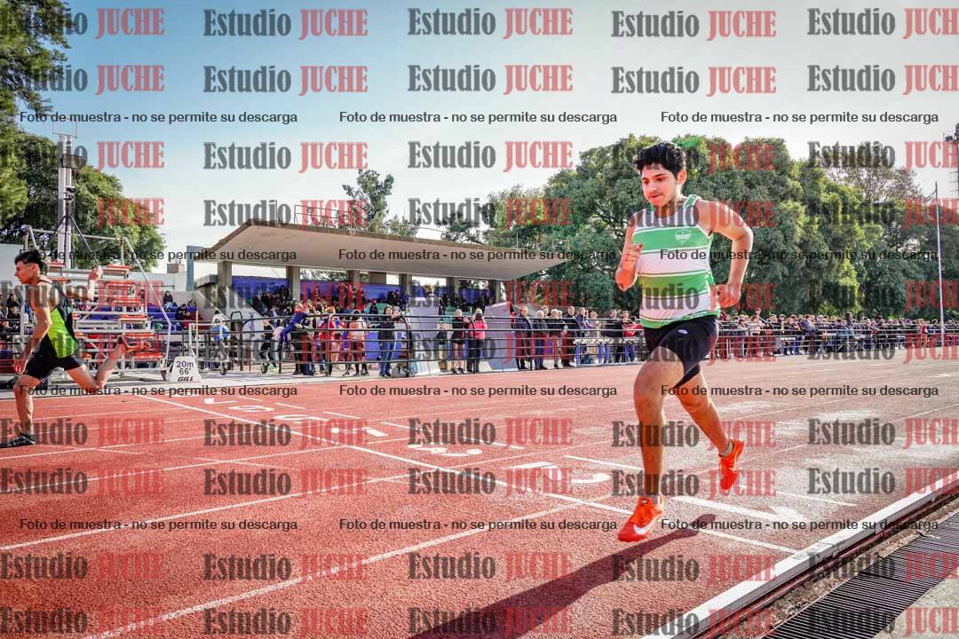 Fotos de los 100 m llanos de varones