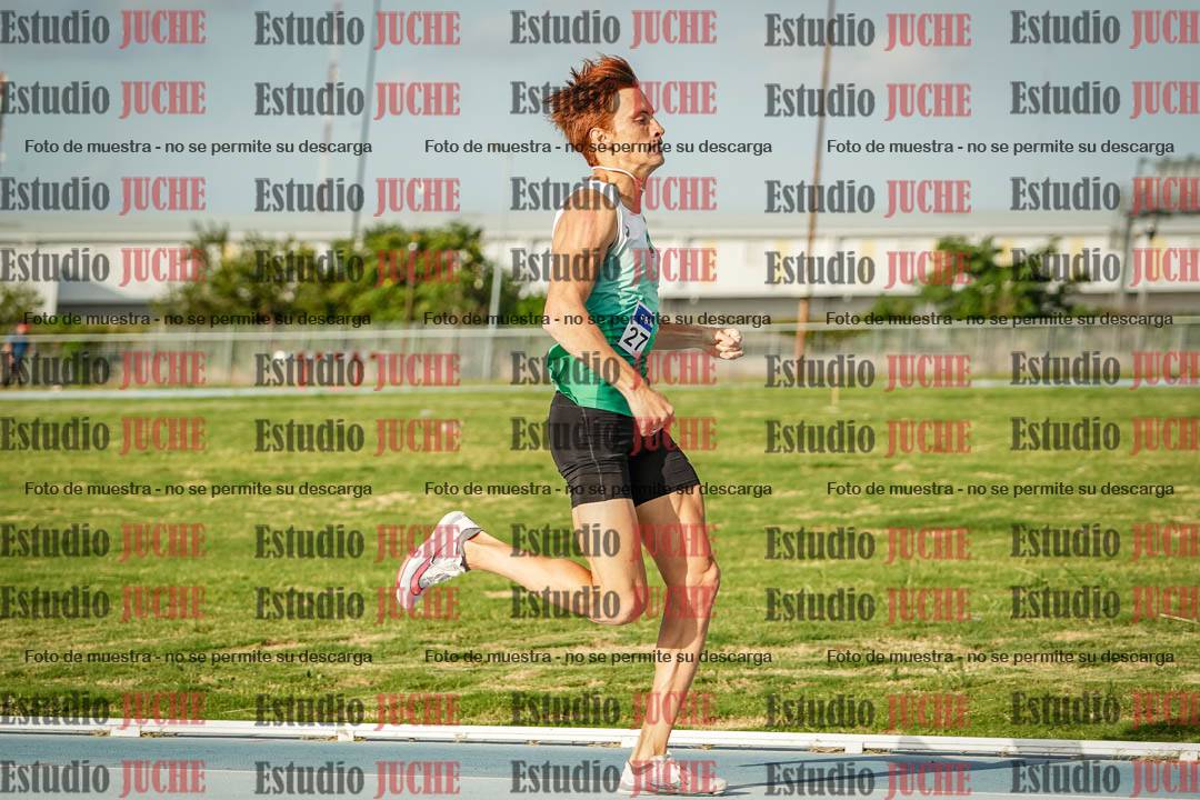 Fotos de los 800 m llanos de varones