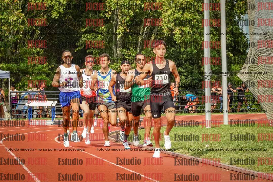 Fotos de los 3000 m llanos de varones