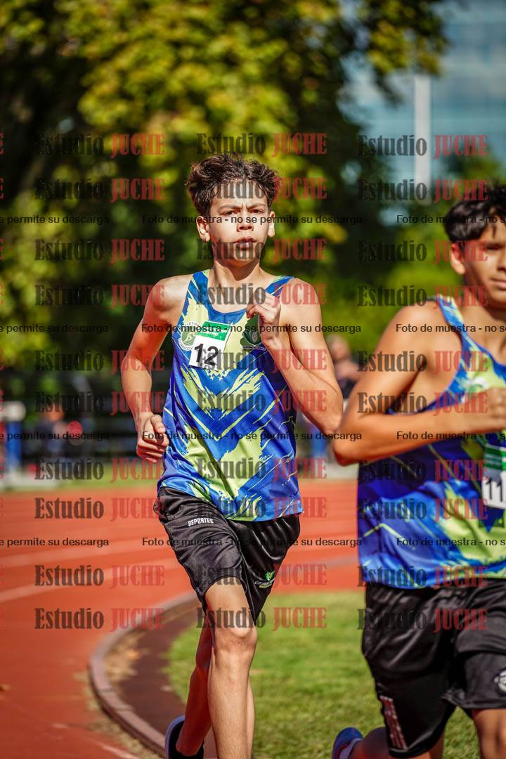 Fotos de los 2400 m de varones