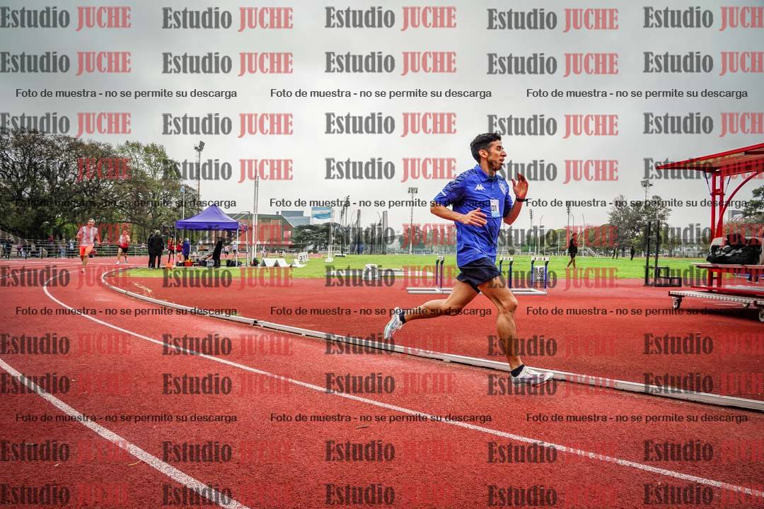 Fotos de los 800 m llanos de varones