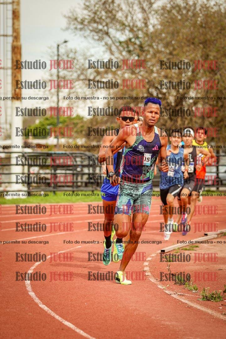 Fotos de los 1500 m llanos de varones