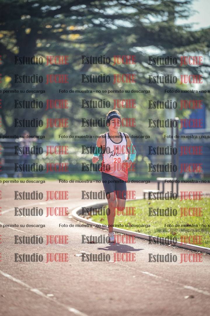 Fotos de los 2400 m llanos de varones