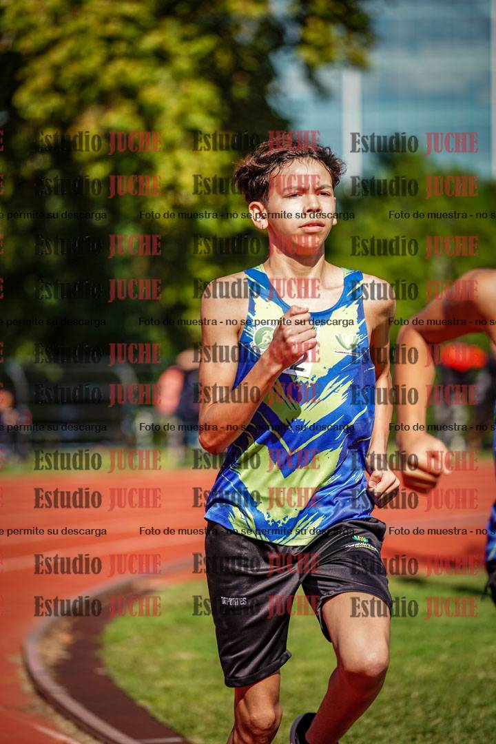 Fotos de los 2400 m de varones