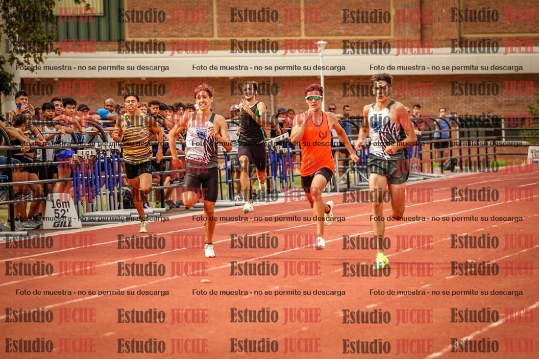 Fotos de los 400 m llanos de varones