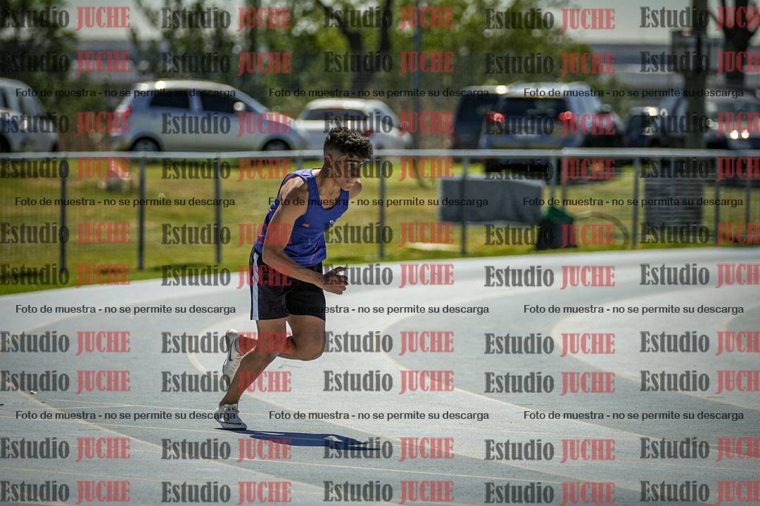 Fotos de los 110 m con vallas de varones - serie 1