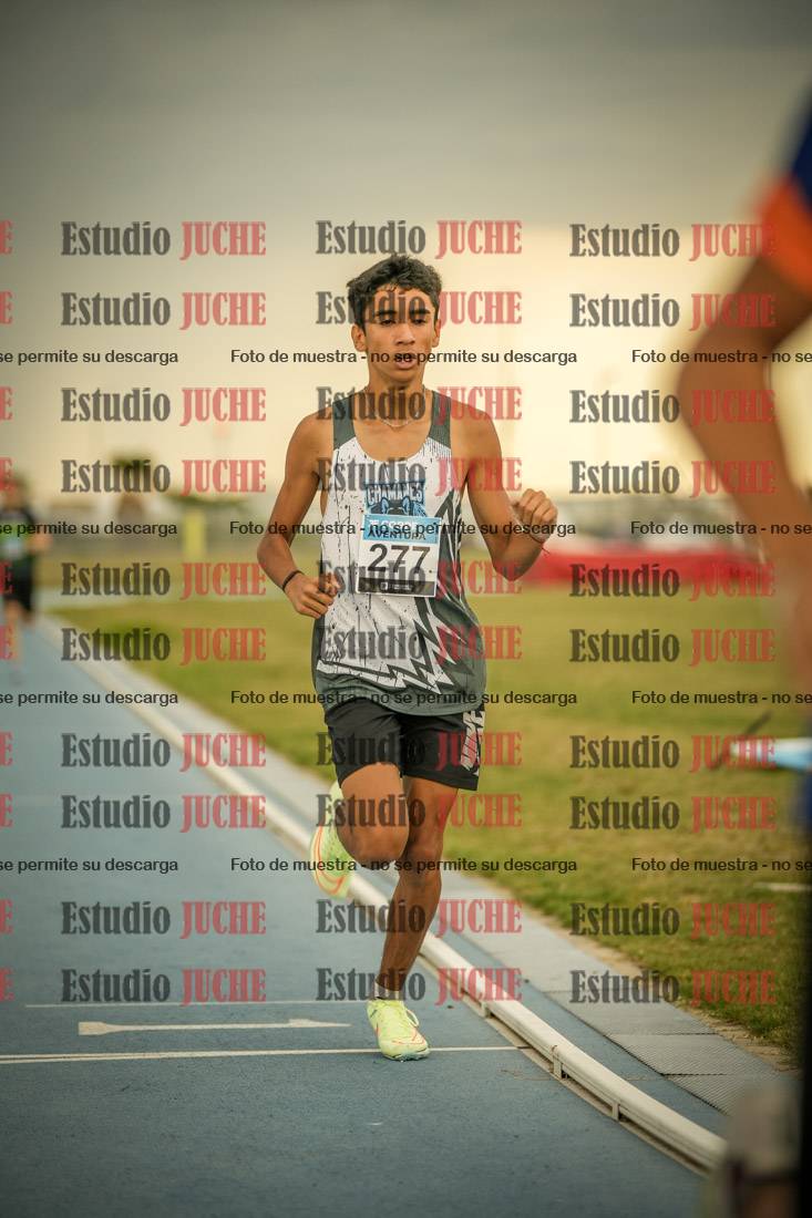 Fotos de los 600 m llanos de varones