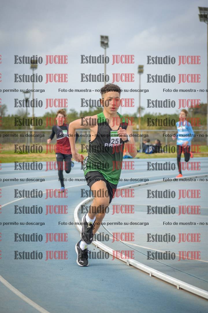 Fotos de los 600 m llanos de varones