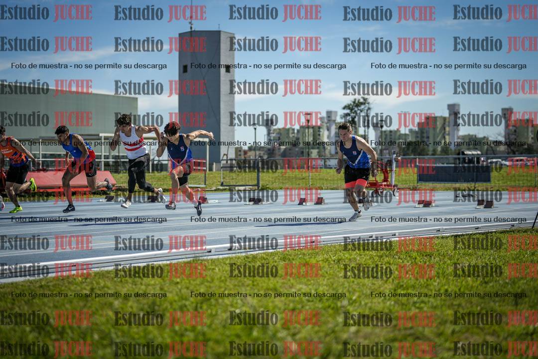 Fotos de los 100 m llanos de varones