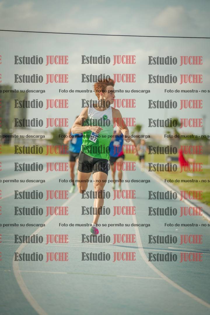 Fotos de los 800 m llanos de varones