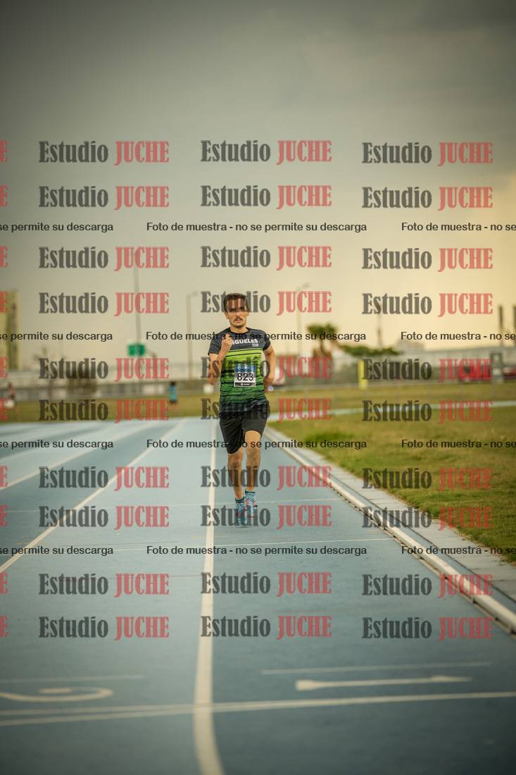 Fotos de los 600 m llanos de varones