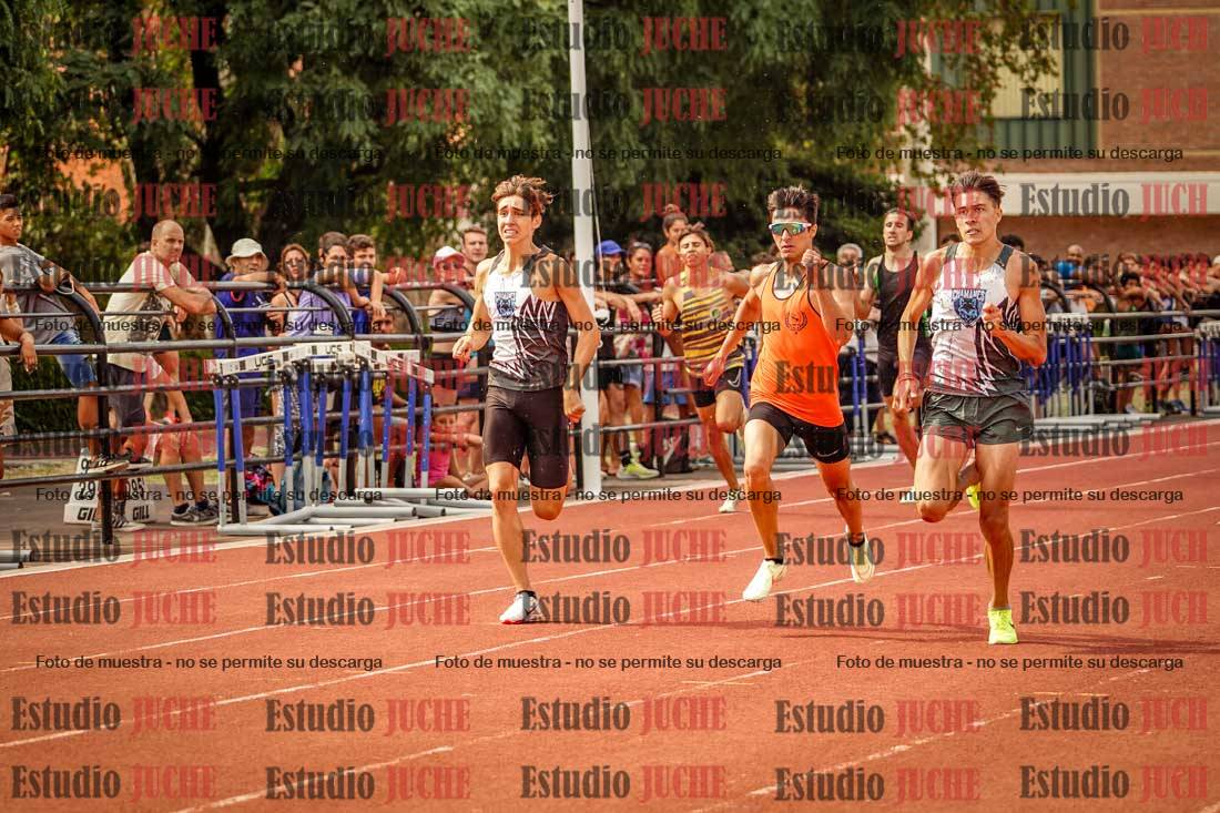 Fotos de los 400 m llanos de varones