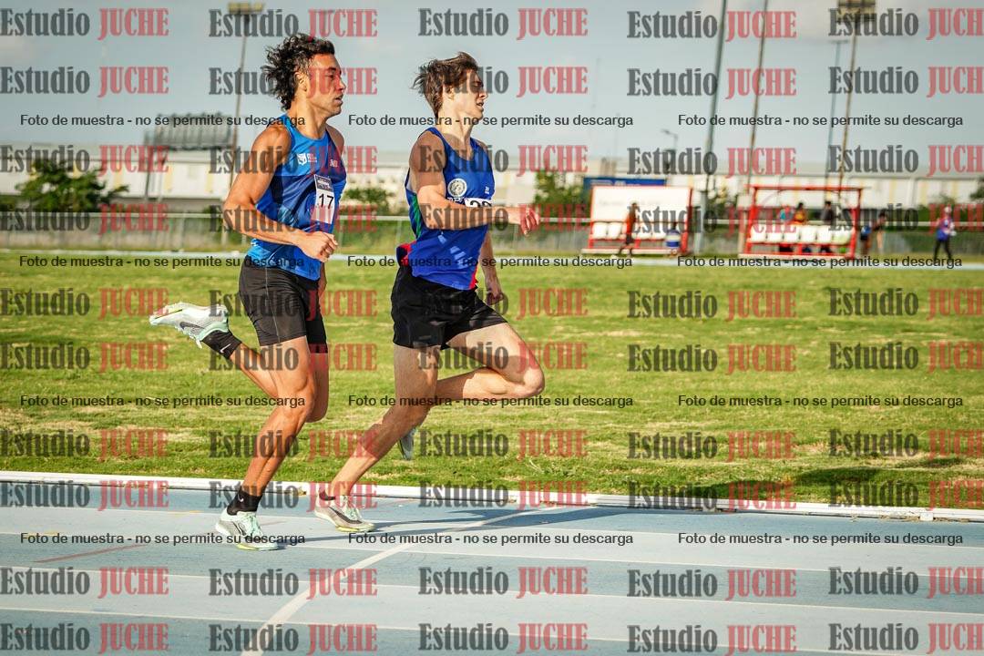 Fotos de los 800 m llanos de varones