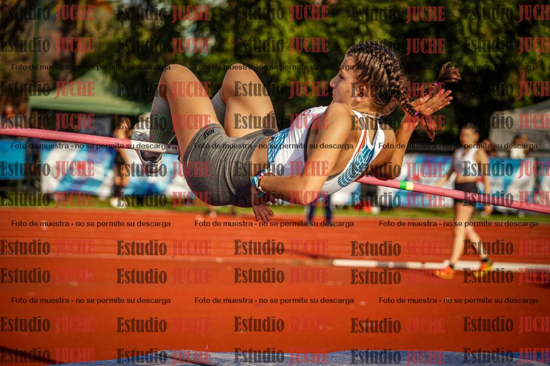 Fotos del salto en alto de mujeres