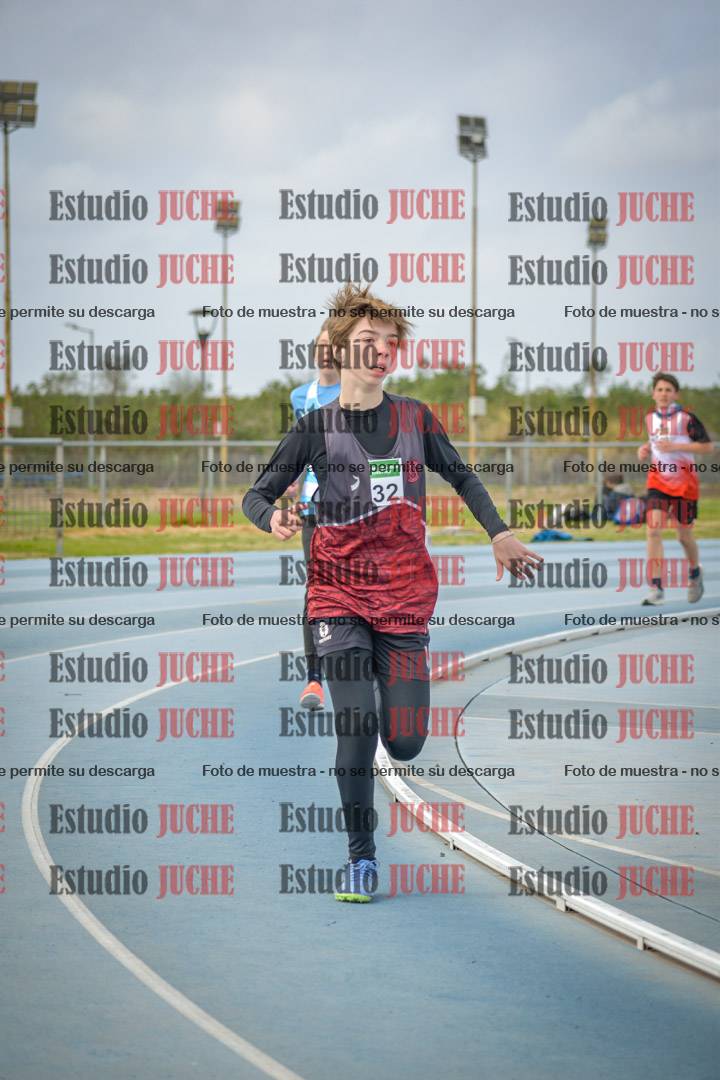 Fotos de los 600 m llanos de varones