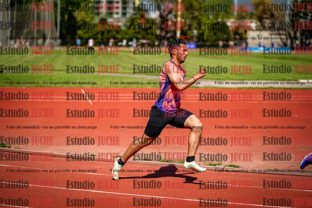 Fotos de los 200 m llanos de varones