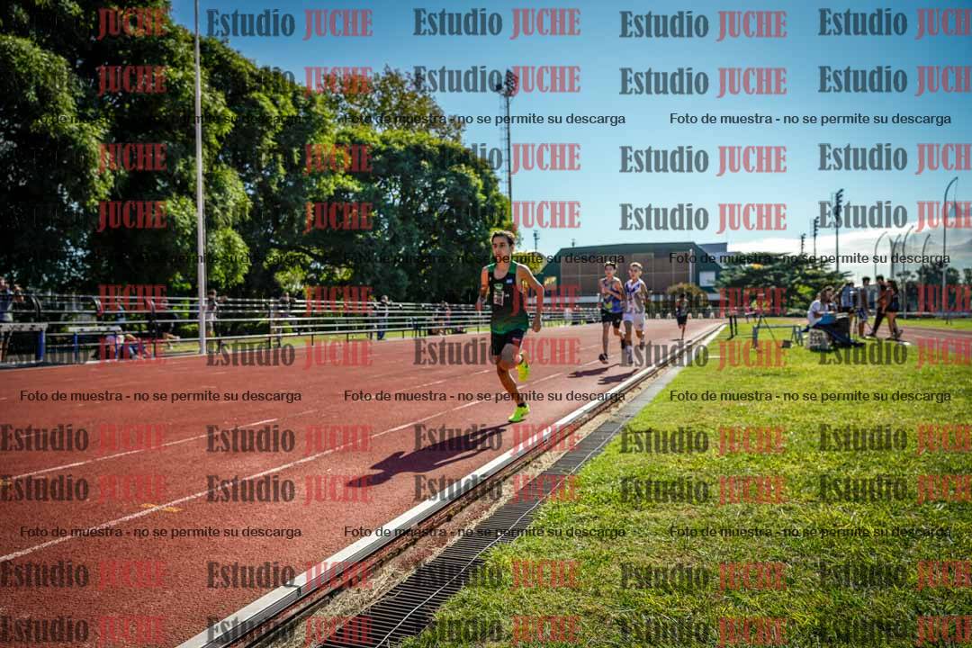 Fotos de los 2400 m de varones