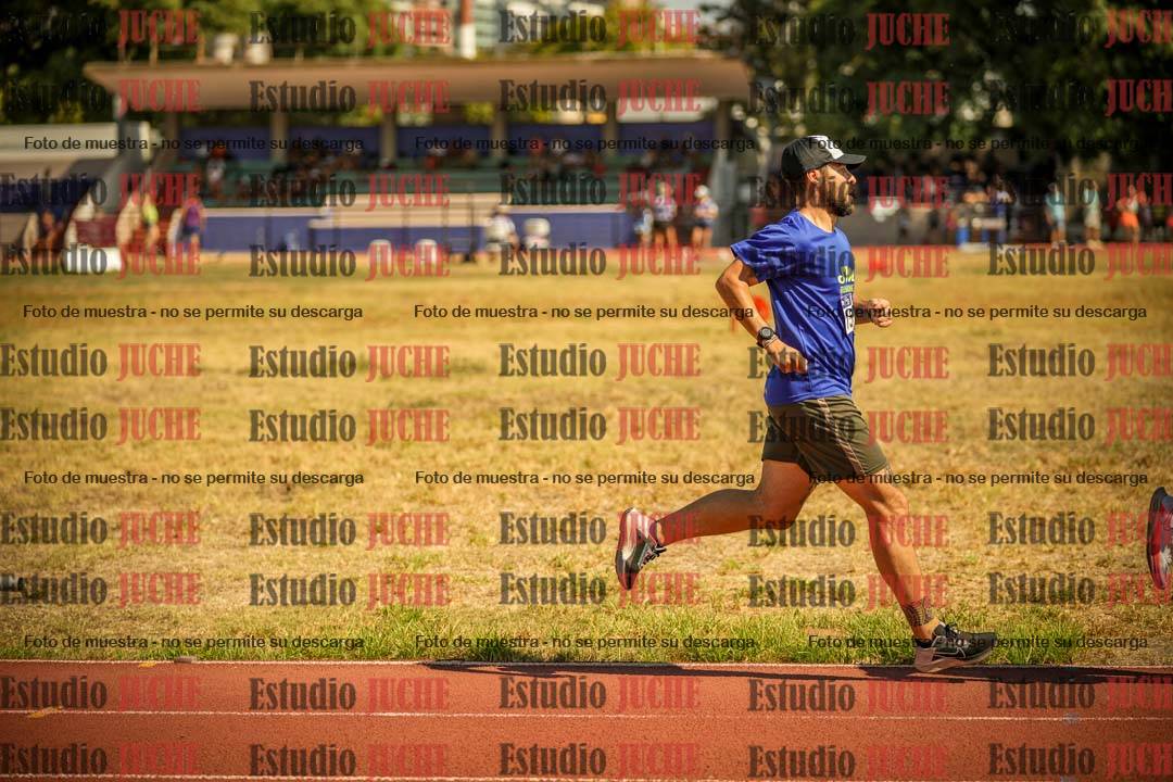 Fotos de los 3000 m llanos de varones