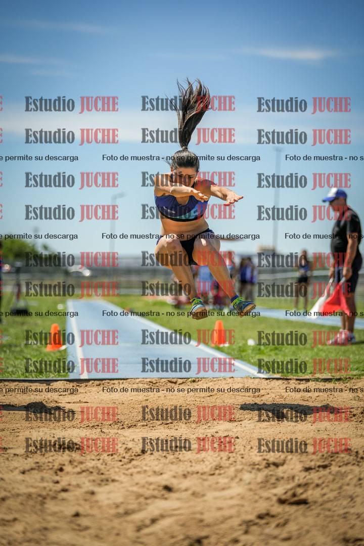 Fotos del salto triple de varones y mujeres - todas las tablas