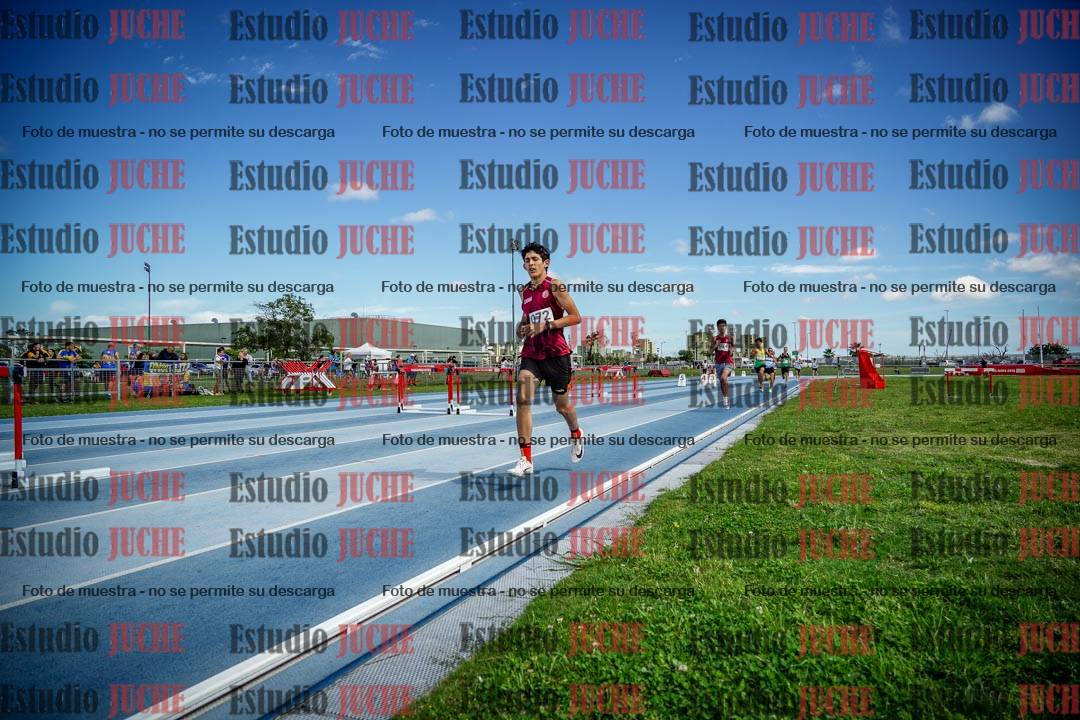 Fotos de los 1000 m llanos de varones