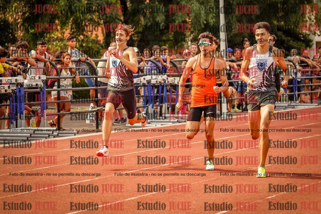 Fotos de los 400 m llanos de varones