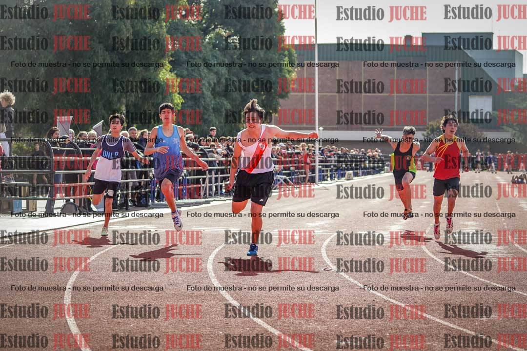 Fotos de los 100 m llanos de varones