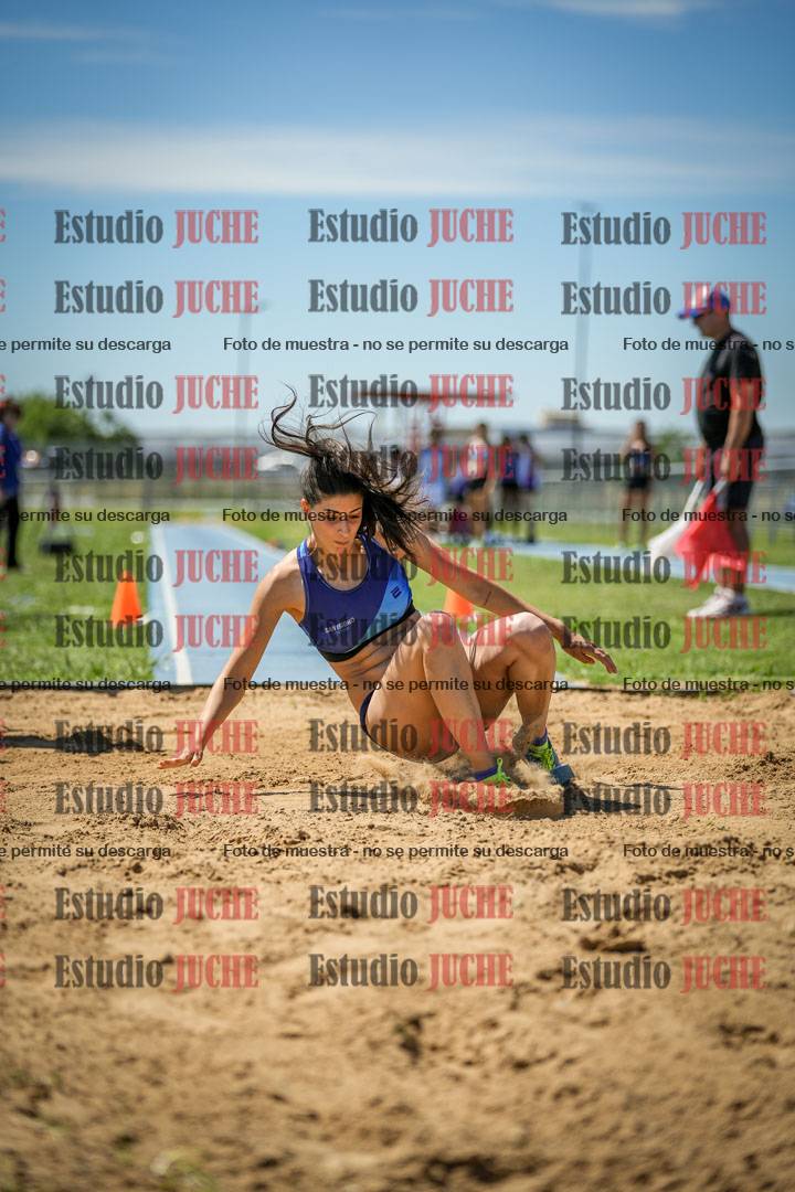 Fotos del salto triple de varones y mujeres - todas las tablas