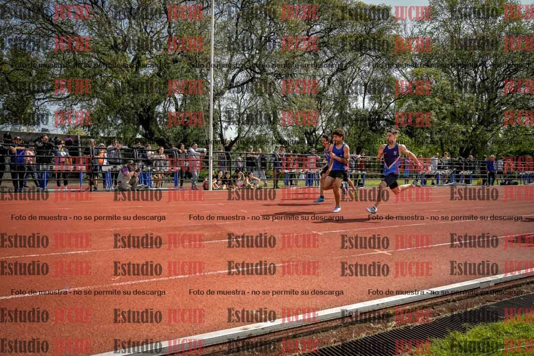 Fotos de los 80 m llanos de varones
