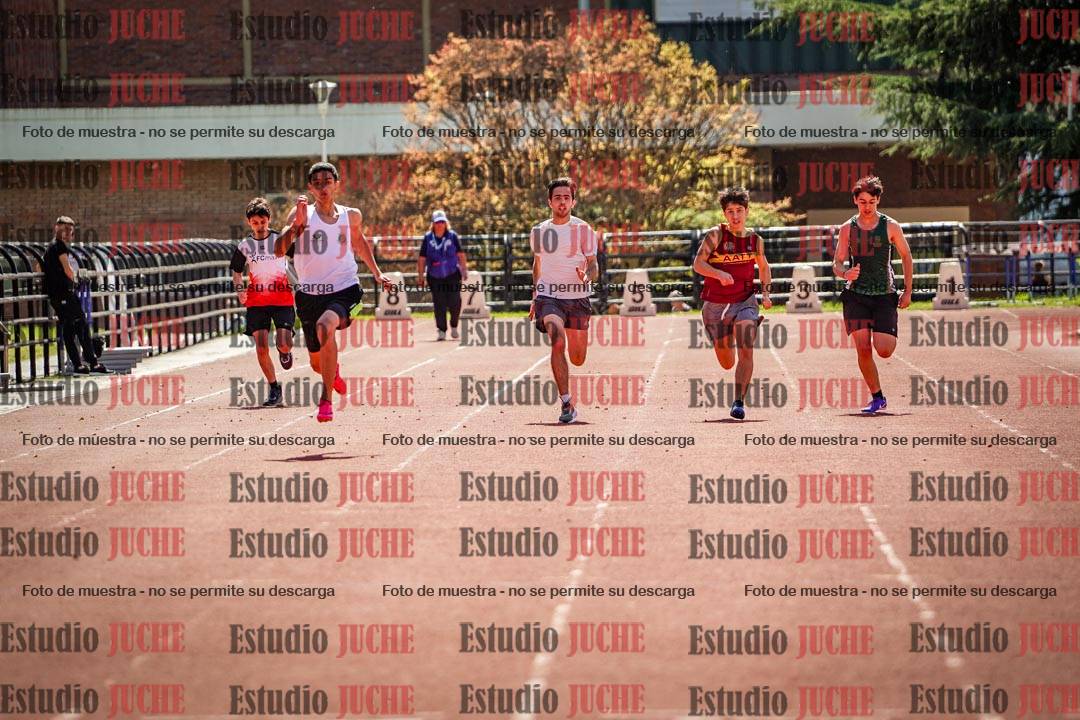 Fotos de los 200 m llanos de varones