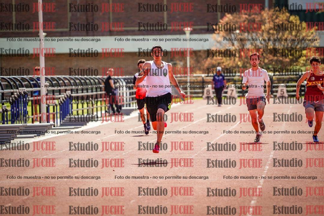 Fotos de los 200 m llanos de varones