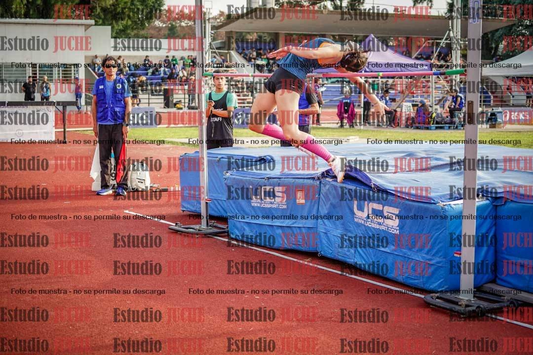 Fotos del salto en alto de mujeres
