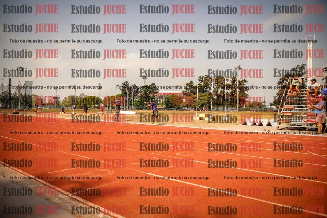 Fotos de los 400 m llanos de varones