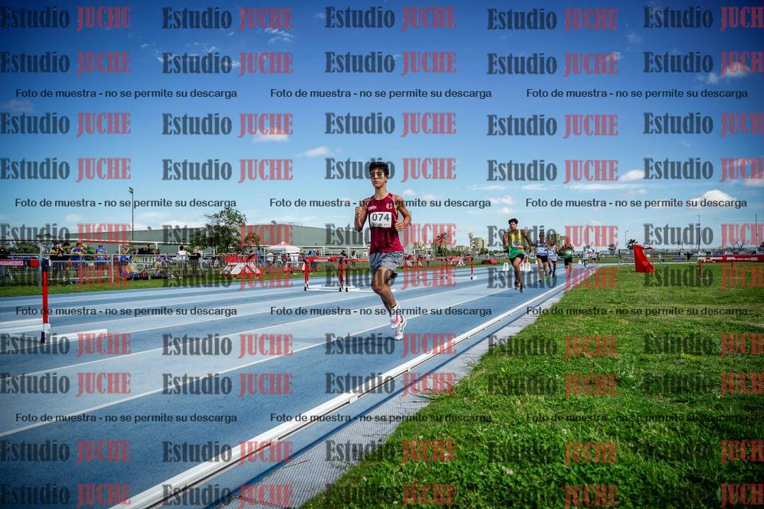 Fotos de los 1000 m llanos de varones