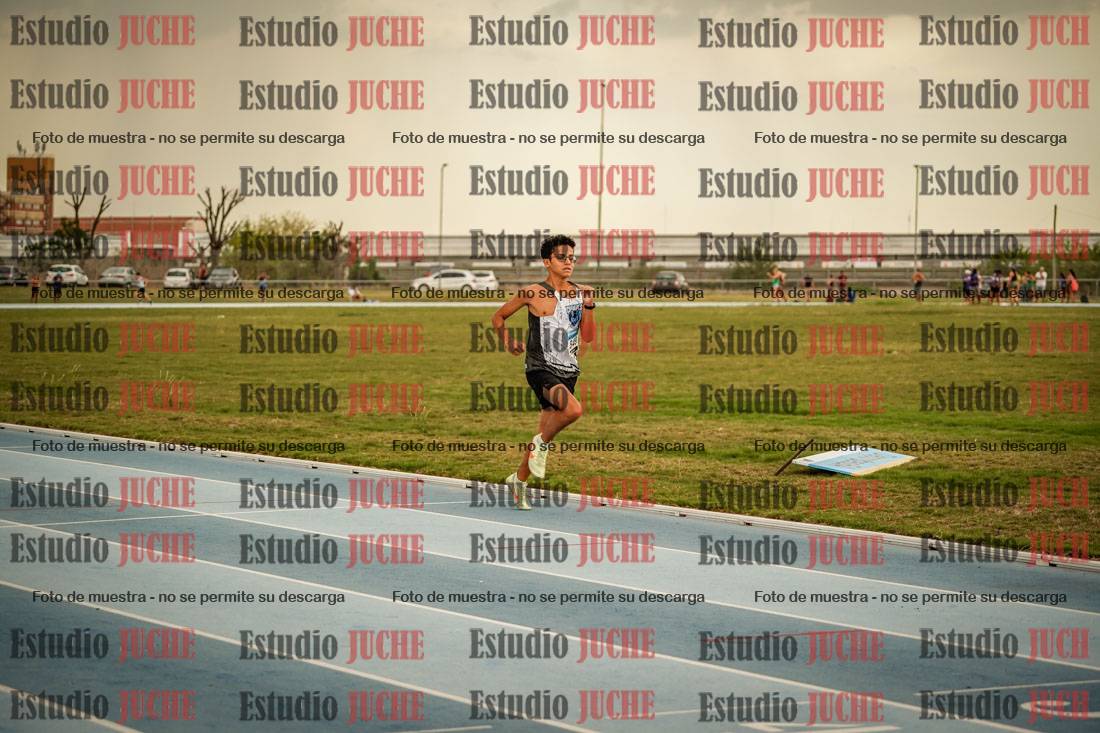 Fotos de los 600 m llanos de varones